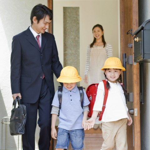 Japanese Family, Father in Suits and Elementary School Kids Are Leaving Their Home